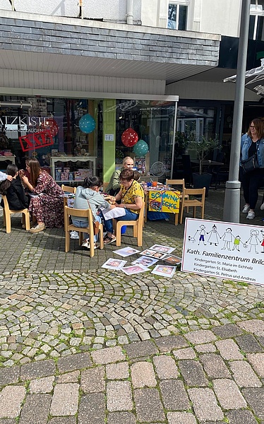 Wir schminken beim Altstadtfest